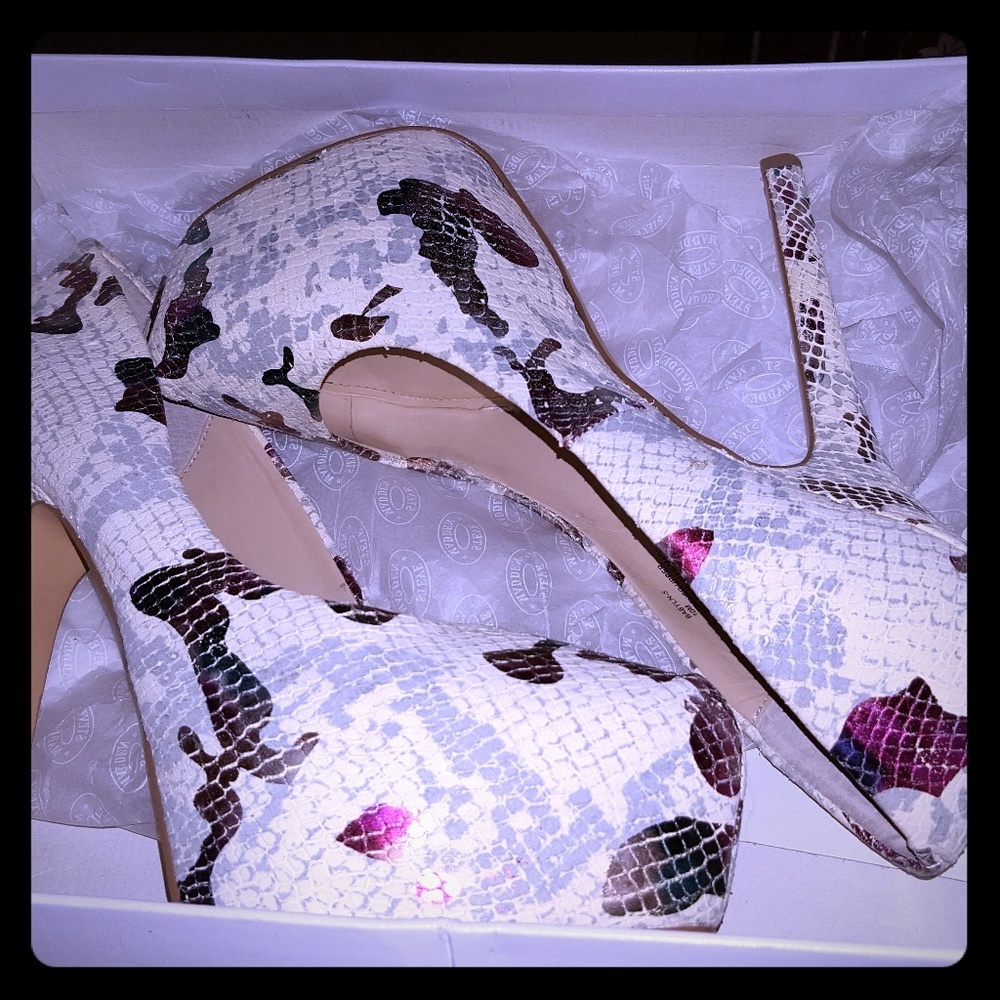 Steven Madden Baby multi snake platform heels